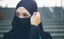 17 Contoh Puisi Bahasa Arab Beserta Terjemahannya